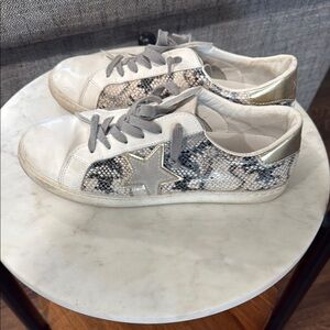 Vintage Havana Bianca- Women's Snake Print Sneakers size 9